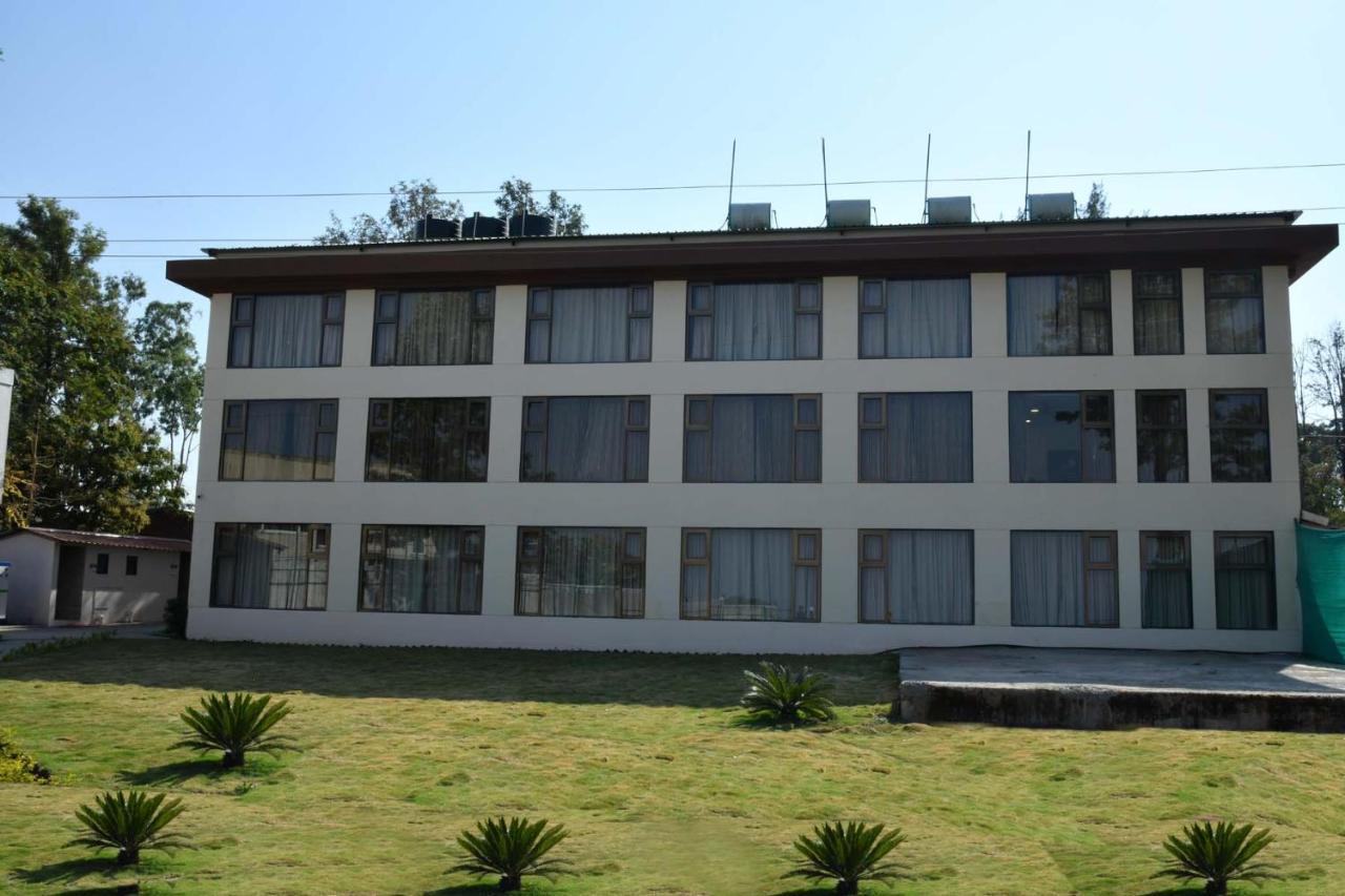Royal Orbit Hotel Pancsgani Kültér fotó