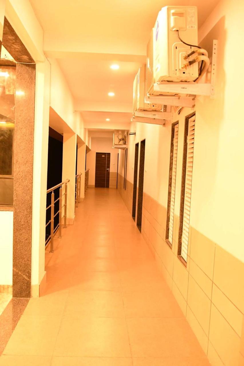 Royal Orbit Hotel Pancsgani Kültér fotó