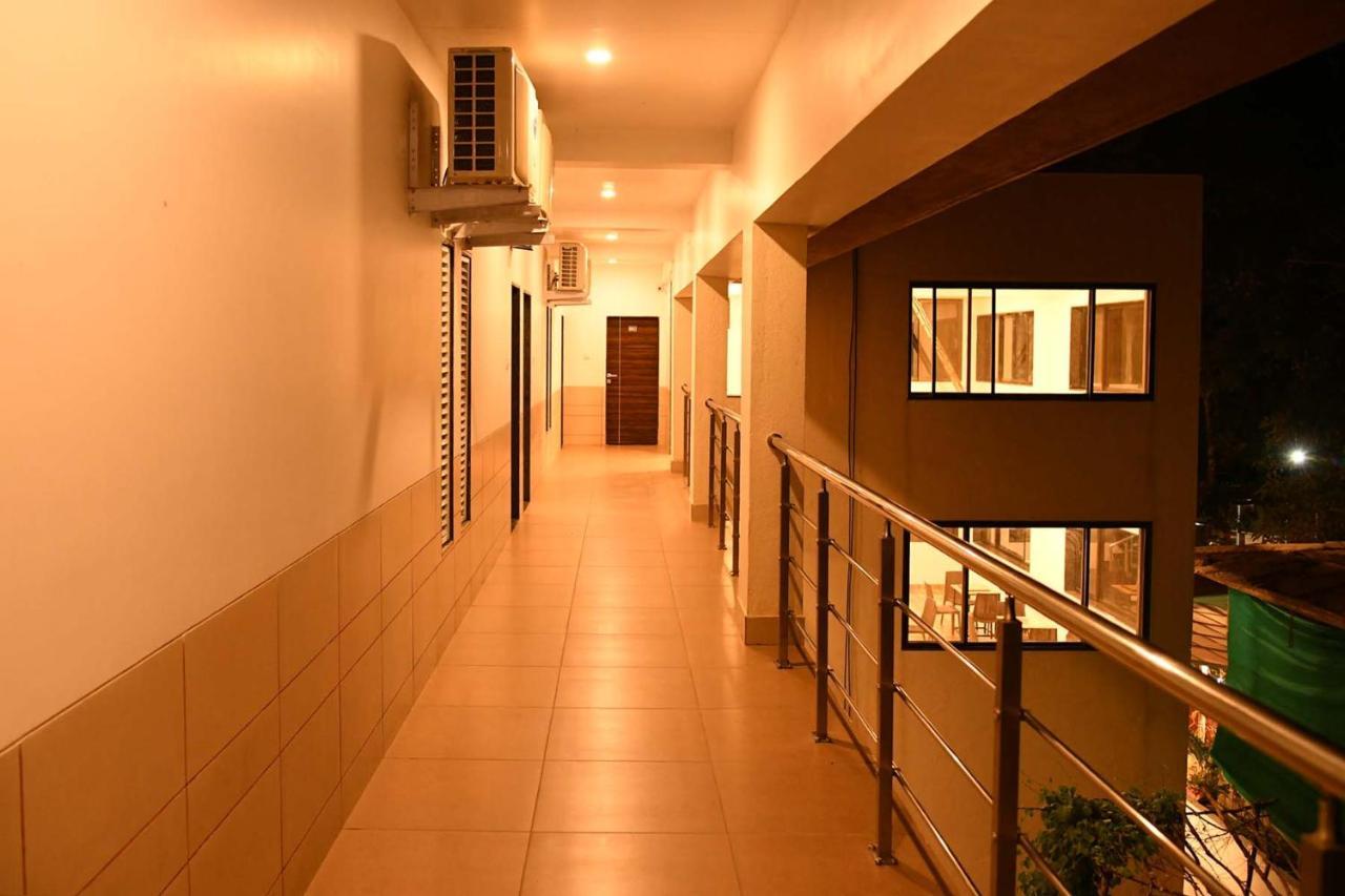 Royal Orbit Hotel Pancsgani Kültér fotó