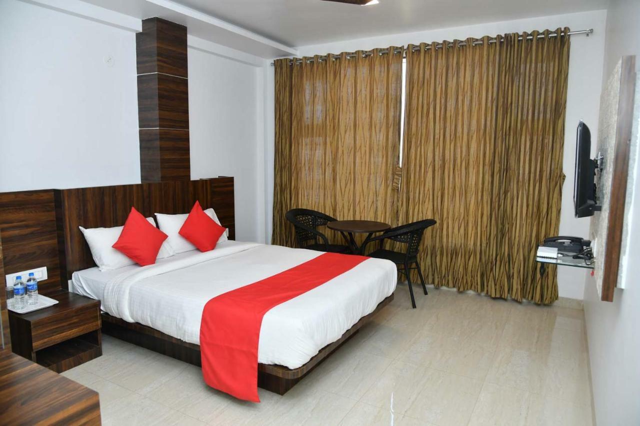 Royal Orbit Hotel Pancsgani Kültér fotó